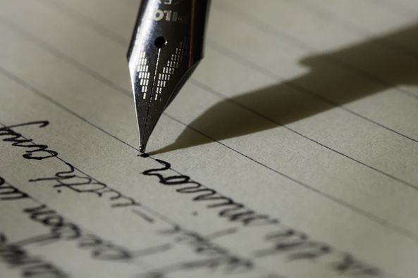 3.7萬份圖紙換3.82億賠償：創(chuàng)世紀（300083）子公司股權凍結案深度解析——從最高法判決看技術秘密侵權與股權執(zhí)行的生死時速