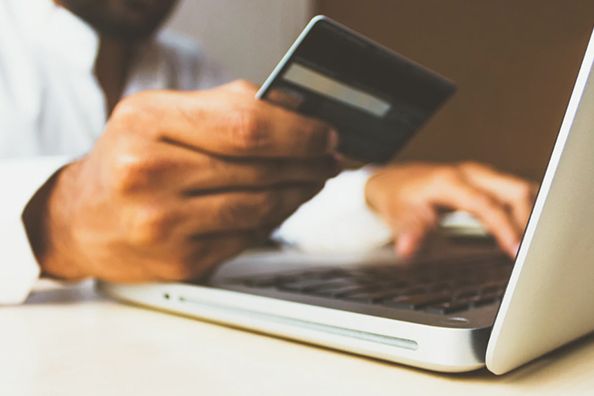 互聯(lián)網(wǎng)“搶牌熱”，支付賽道新變局